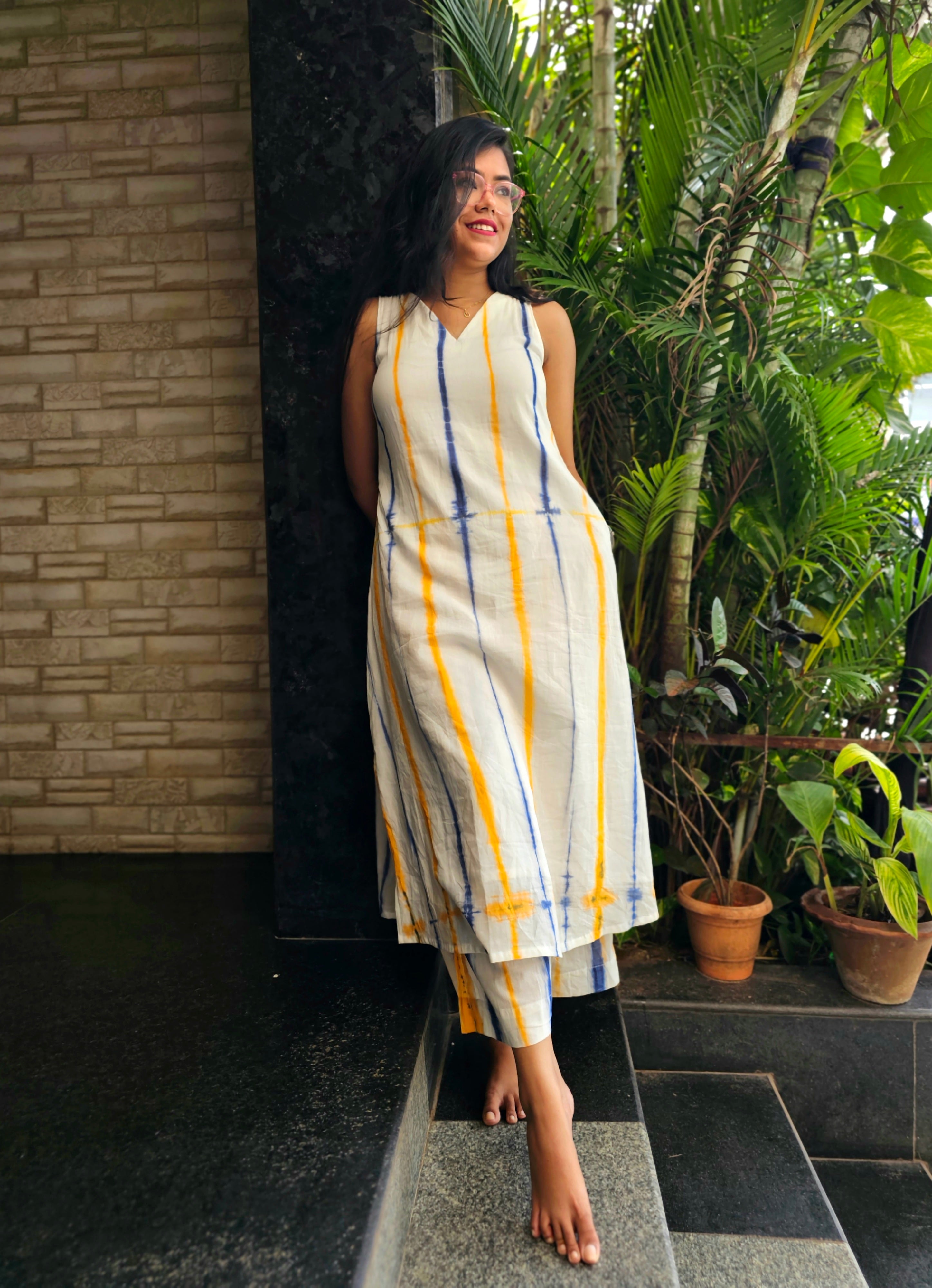 Inara White Dye-Verse Kurta Pant Set