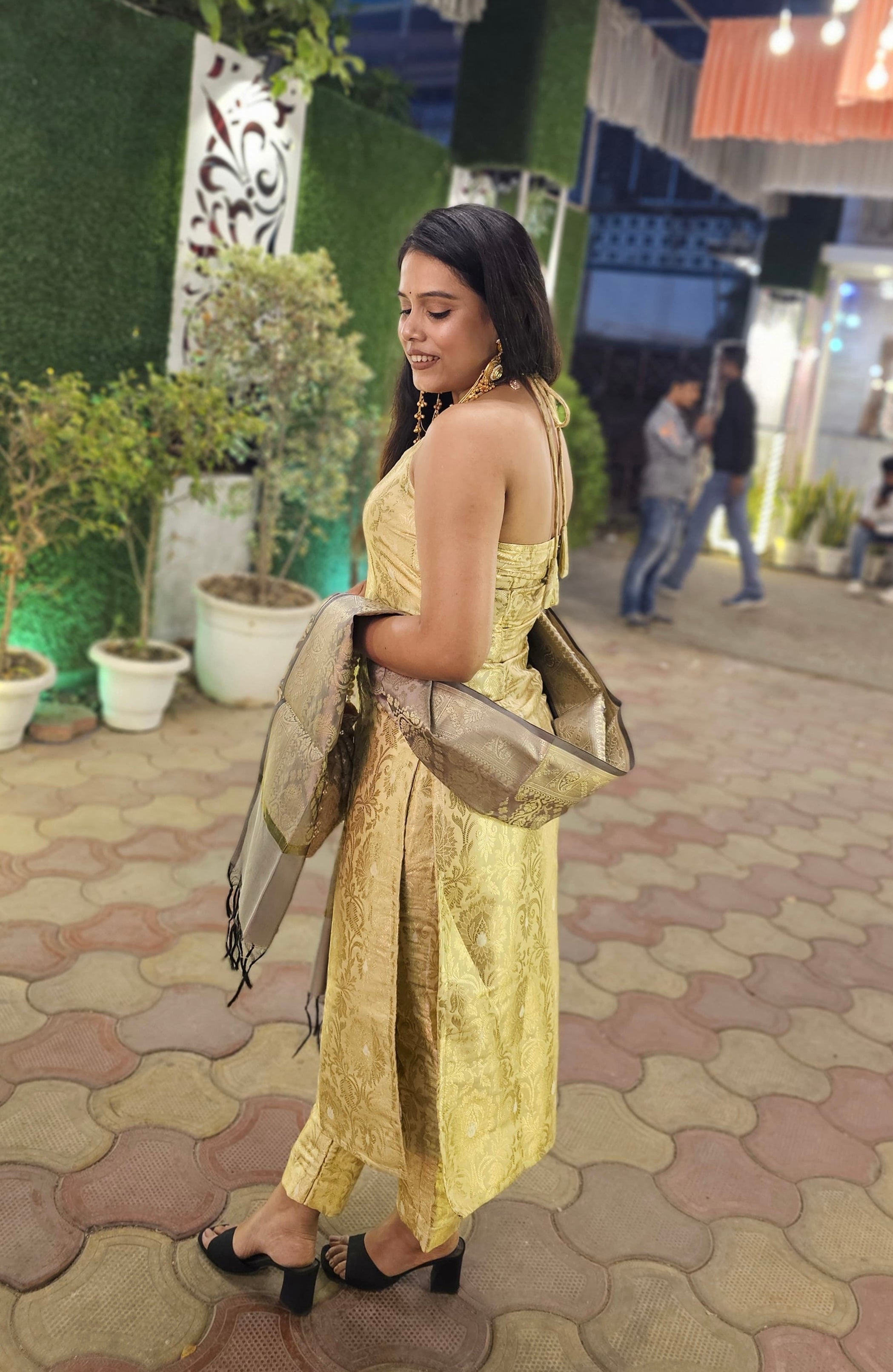 Noor- Kurta Pant Set