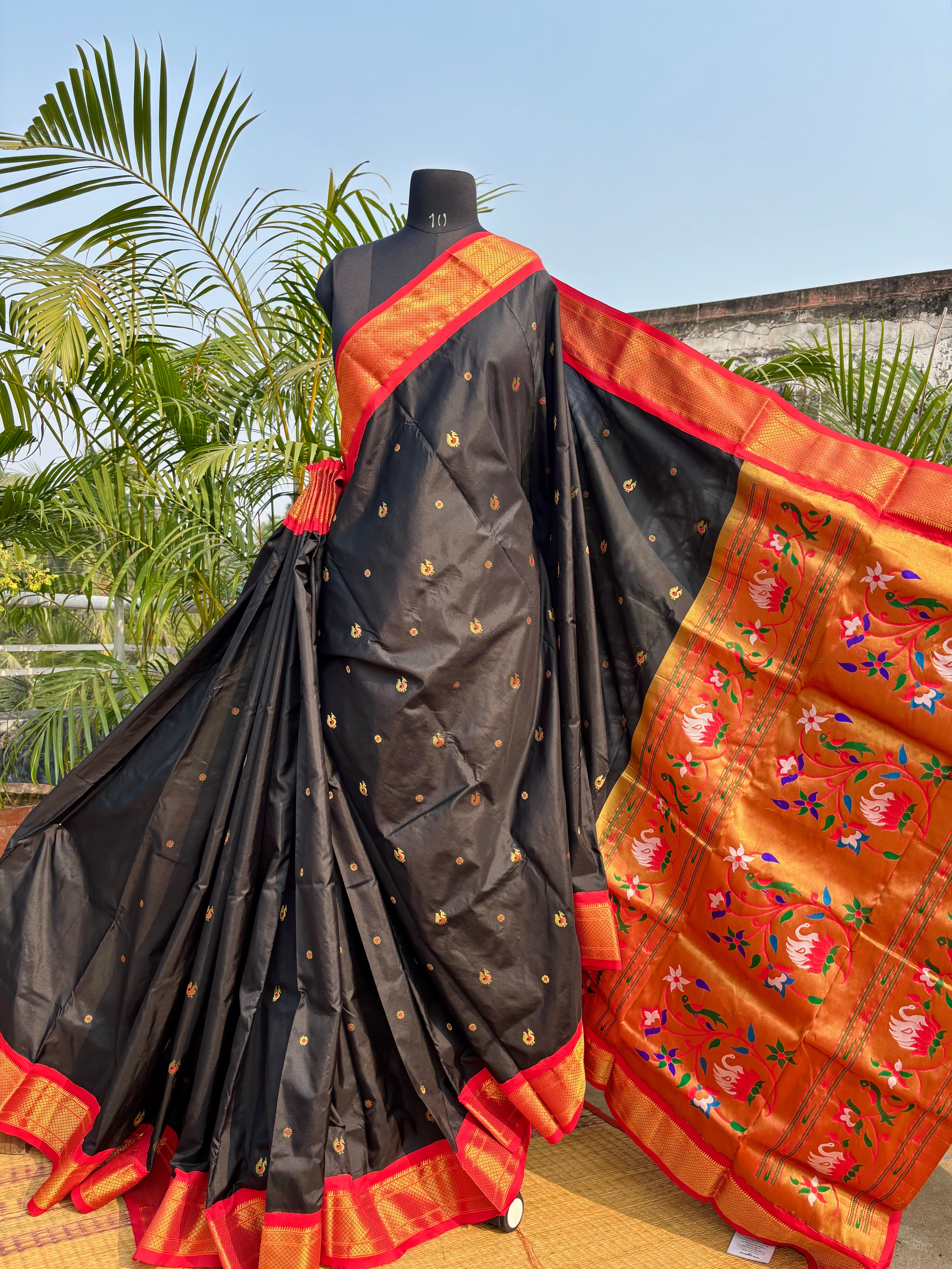 Mayura Virasat – Black