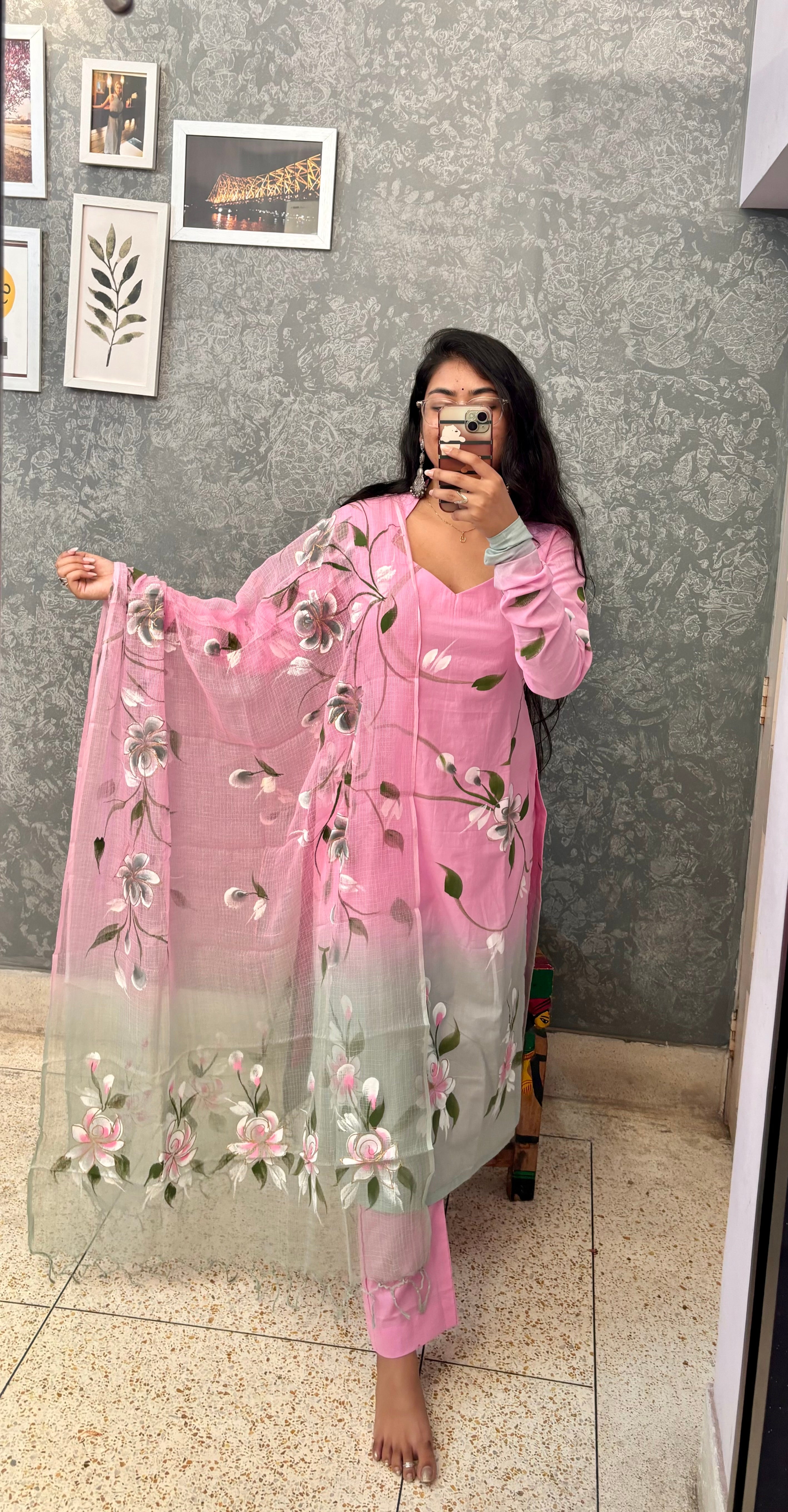 PALLAVI - PINK GREY COTTON OMBRÉ HANDPAINTED SUIT SET WITH KOTA DORIYA DUPATTA