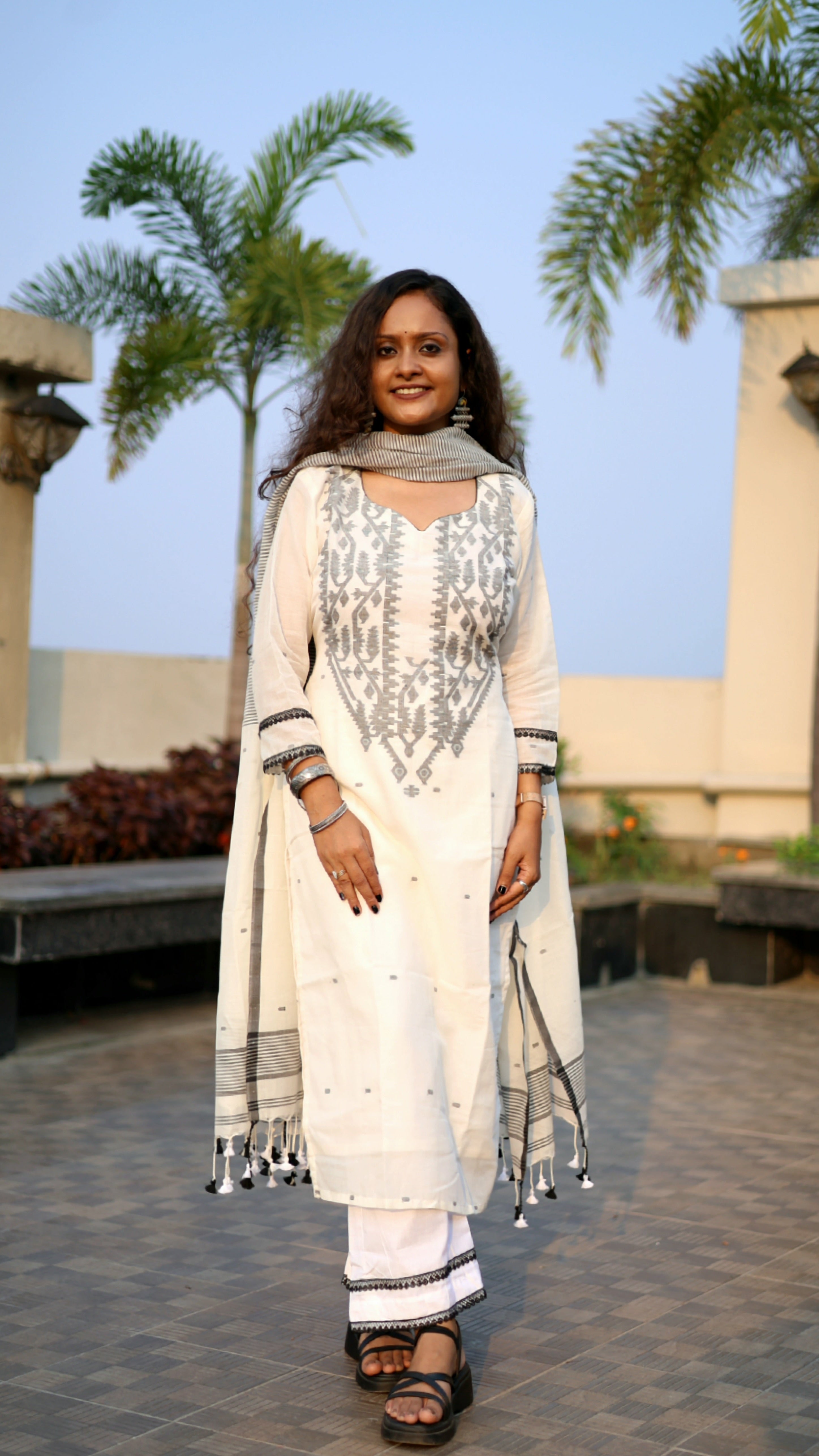Handloom "REKHA" Jamdani Suit Set