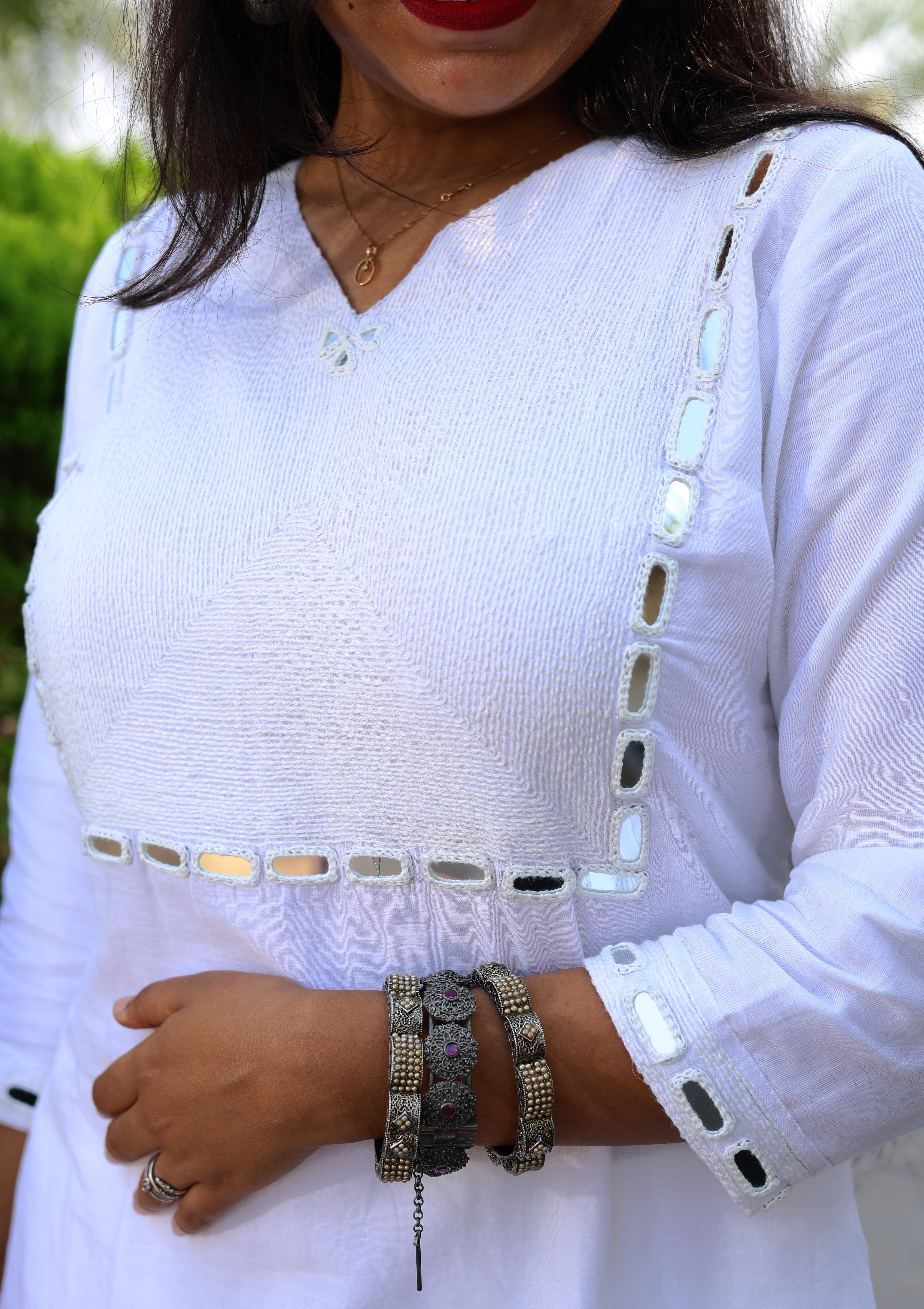 Niraa Handloom Kurta - White