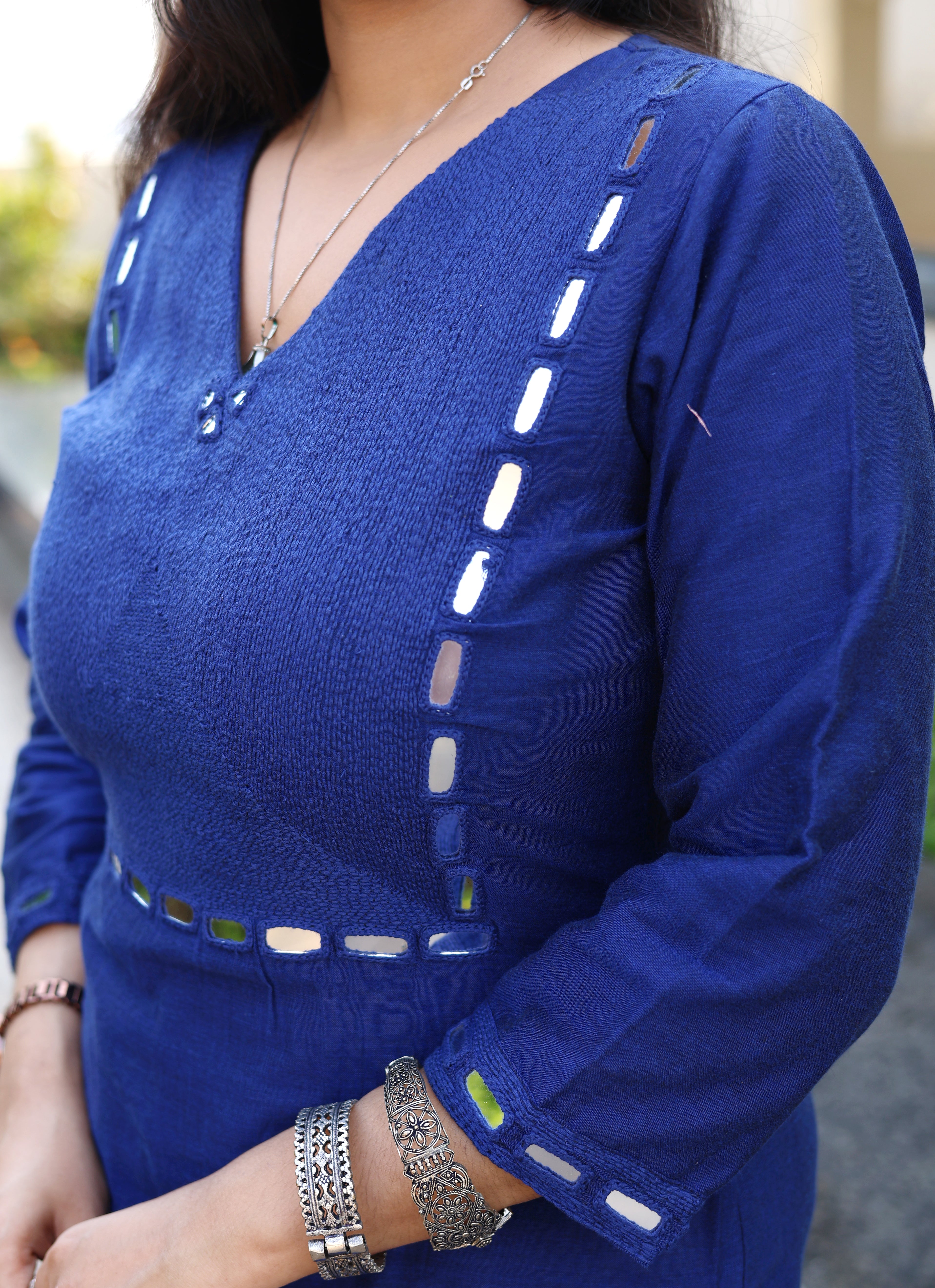 Niraa Handloom Kurta - Navy Blue
