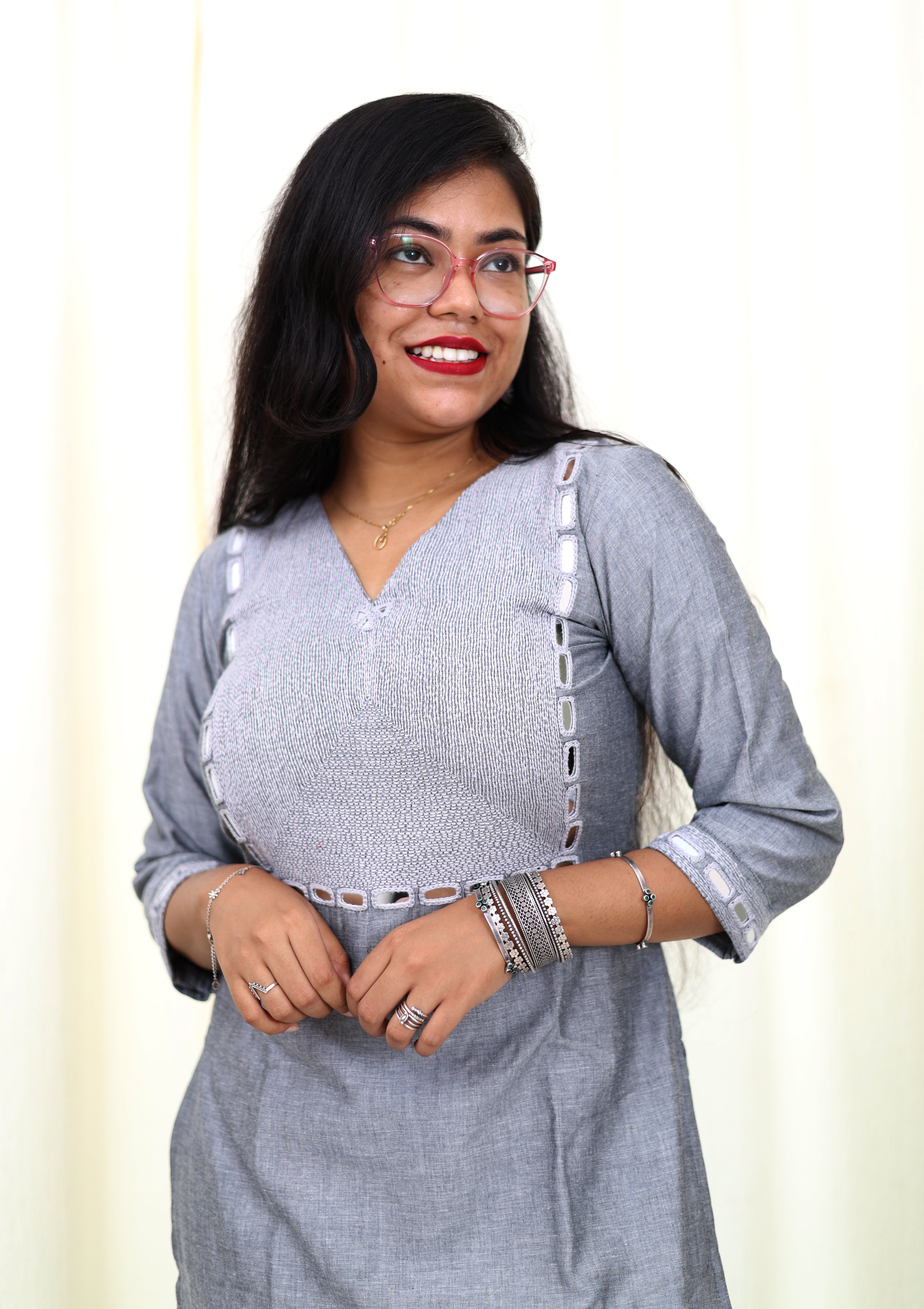 Niraa Handloom Kurta - Grey