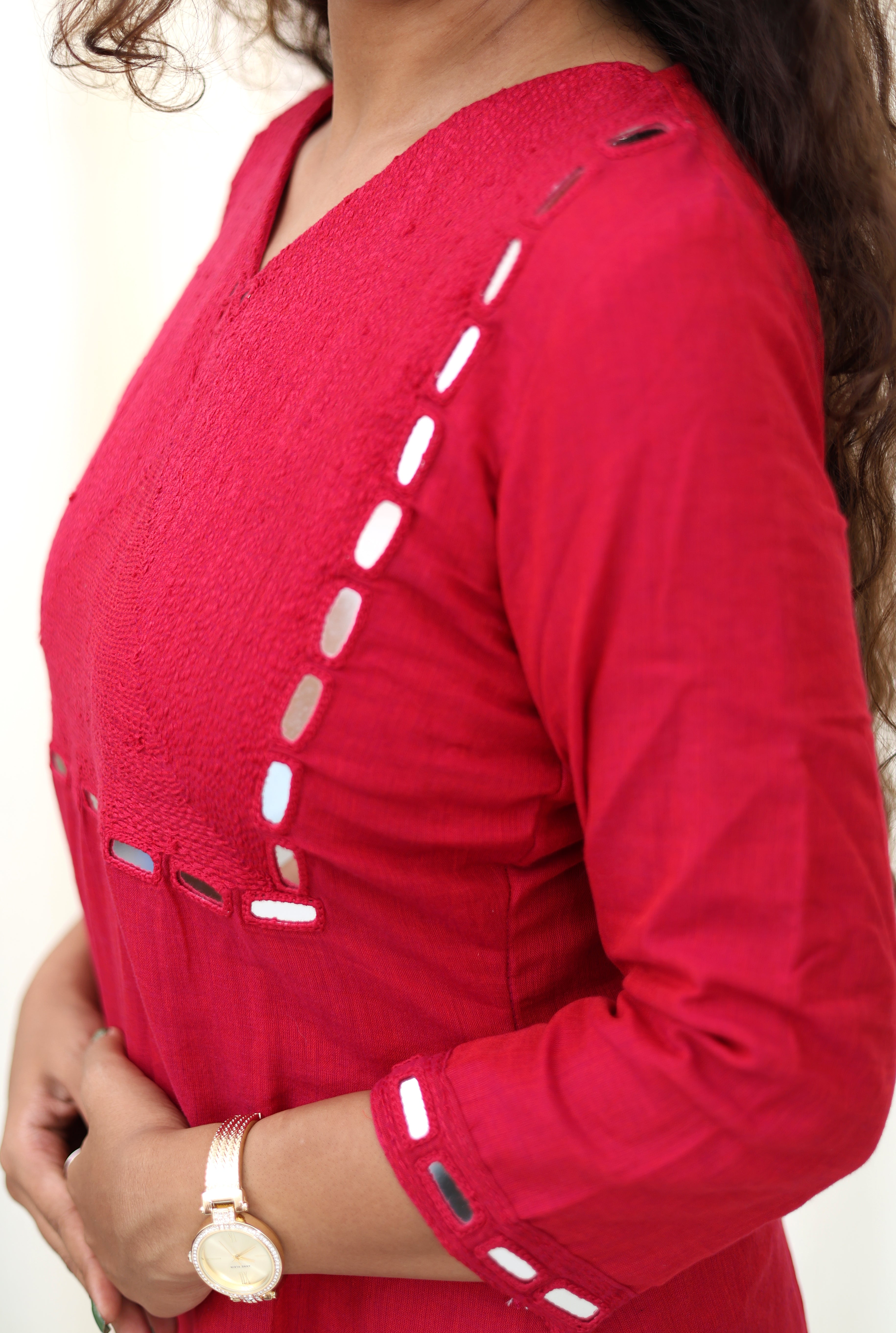 Niraa Handloom Kurta - Rani