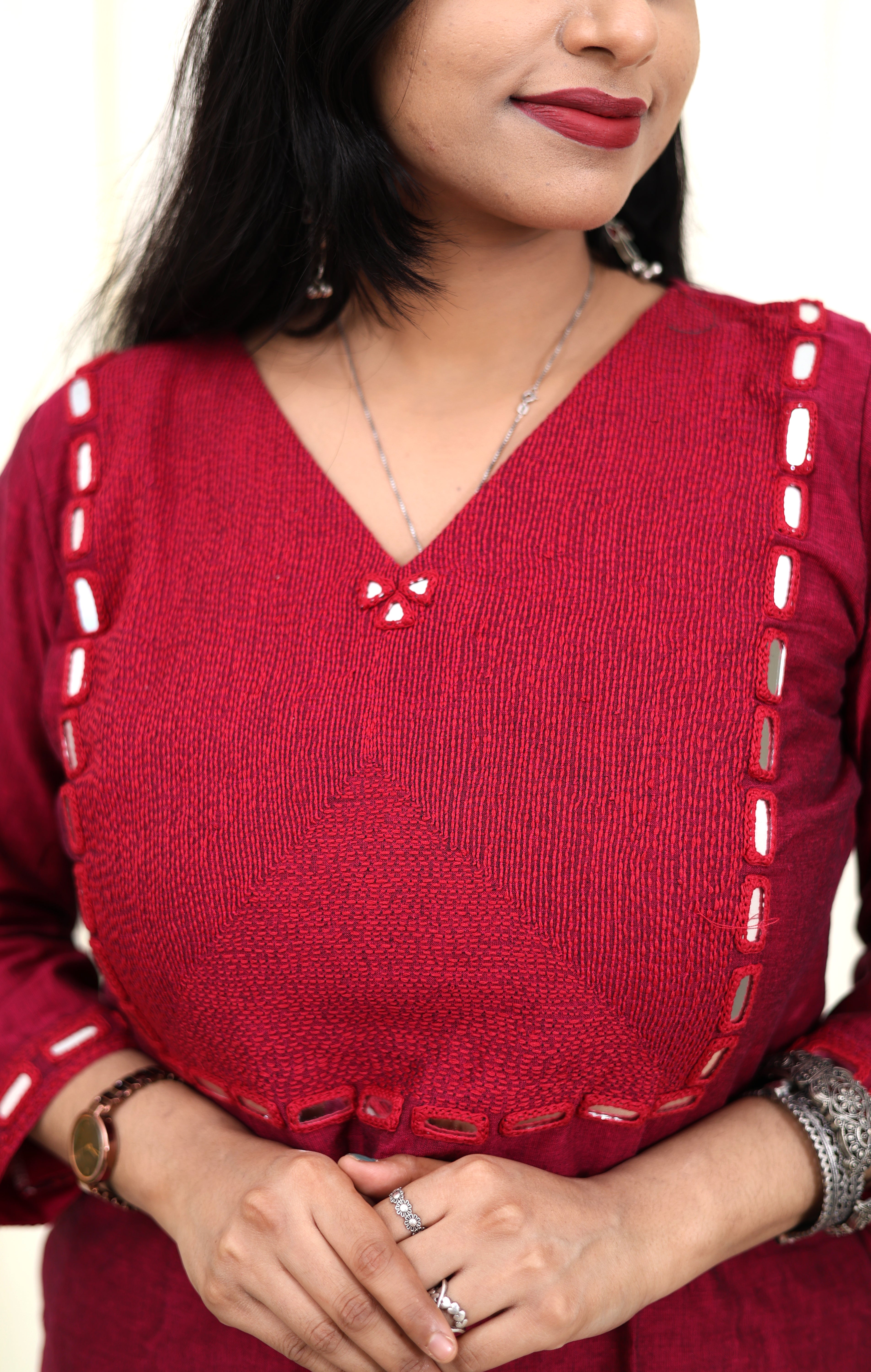 Niraa Handloom Kurta - Wine