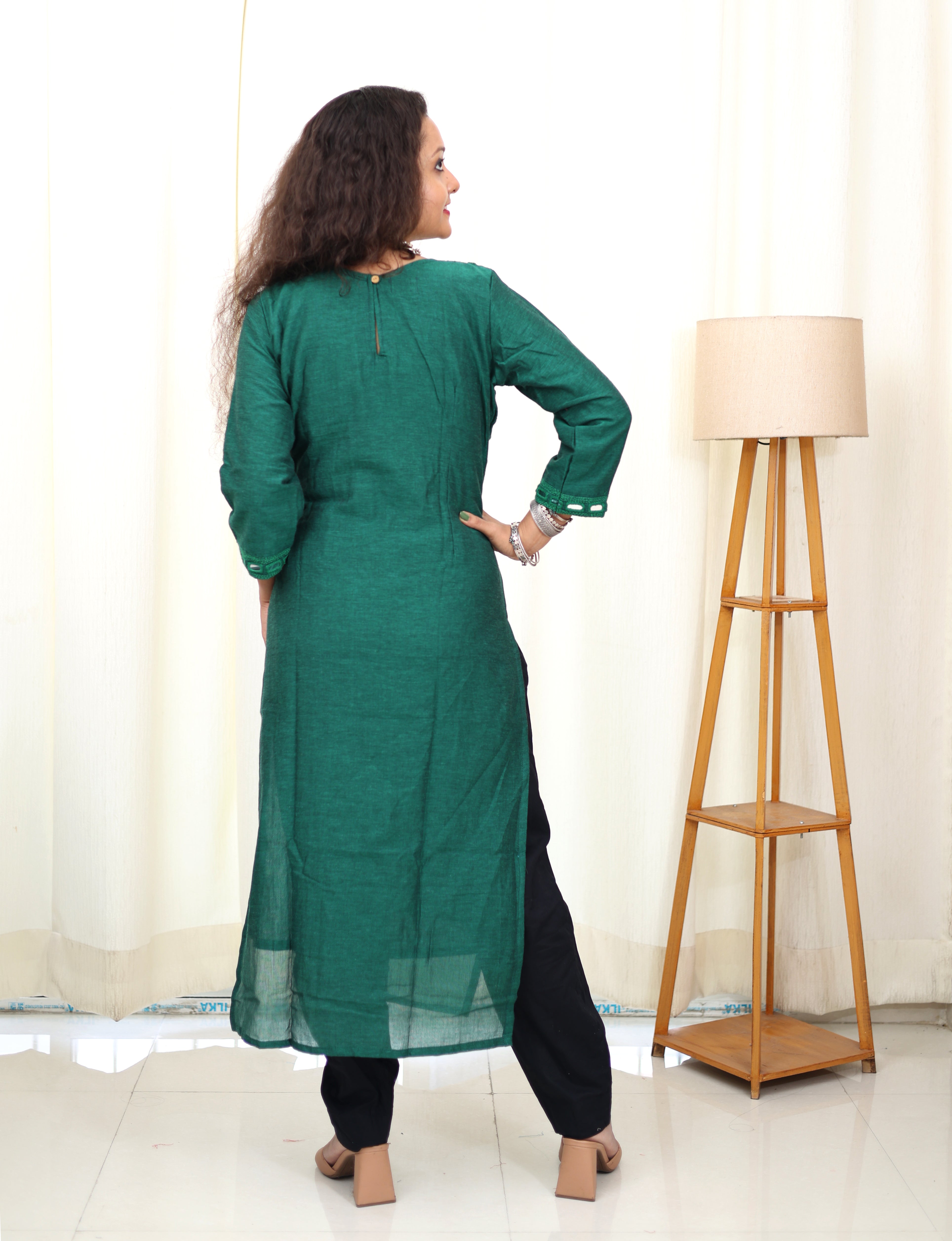 Niraa Handloom Kurta - Forest Green