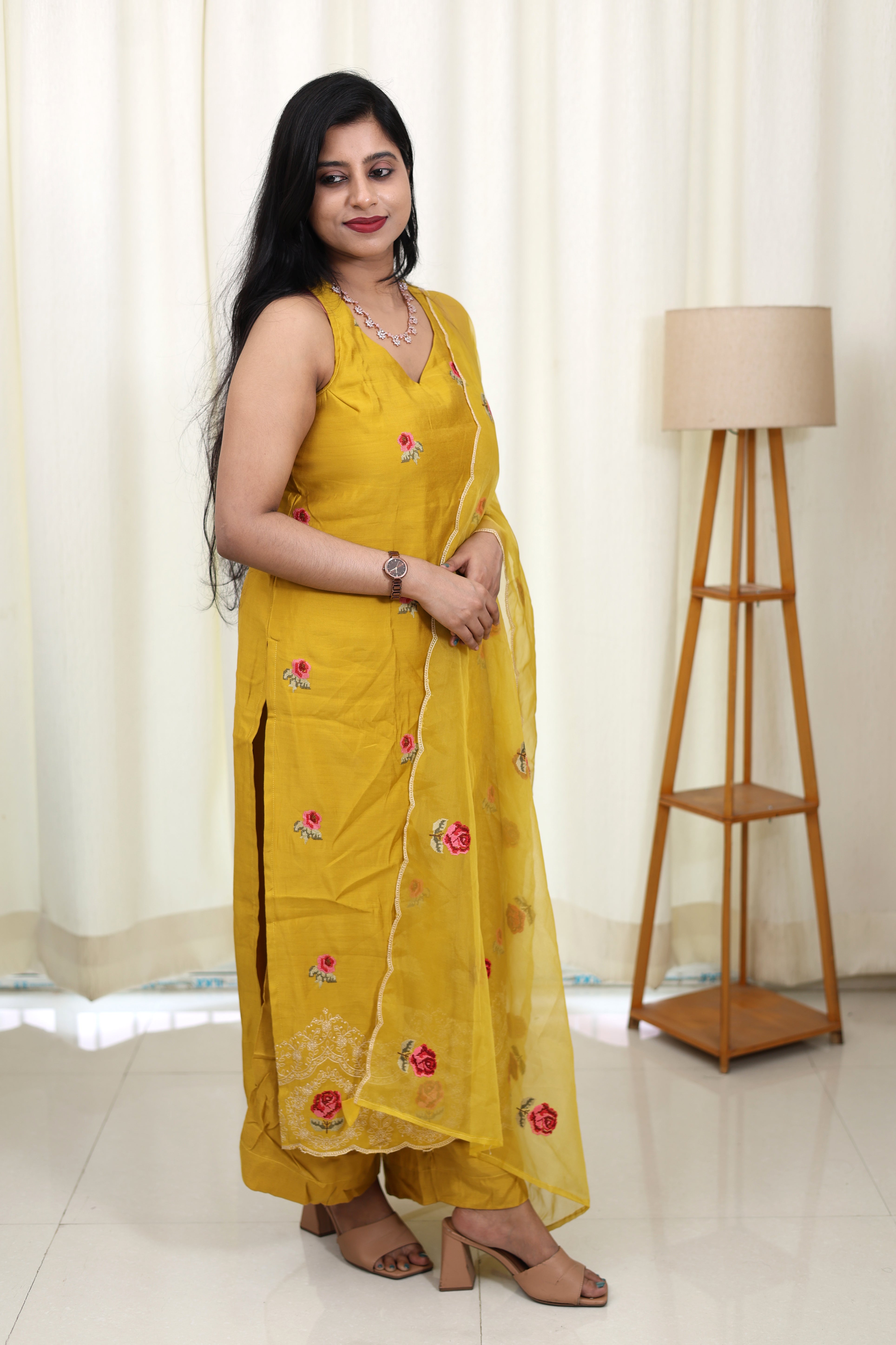 Yellow Rose Muslin Suit Set with Organza Dupatta
