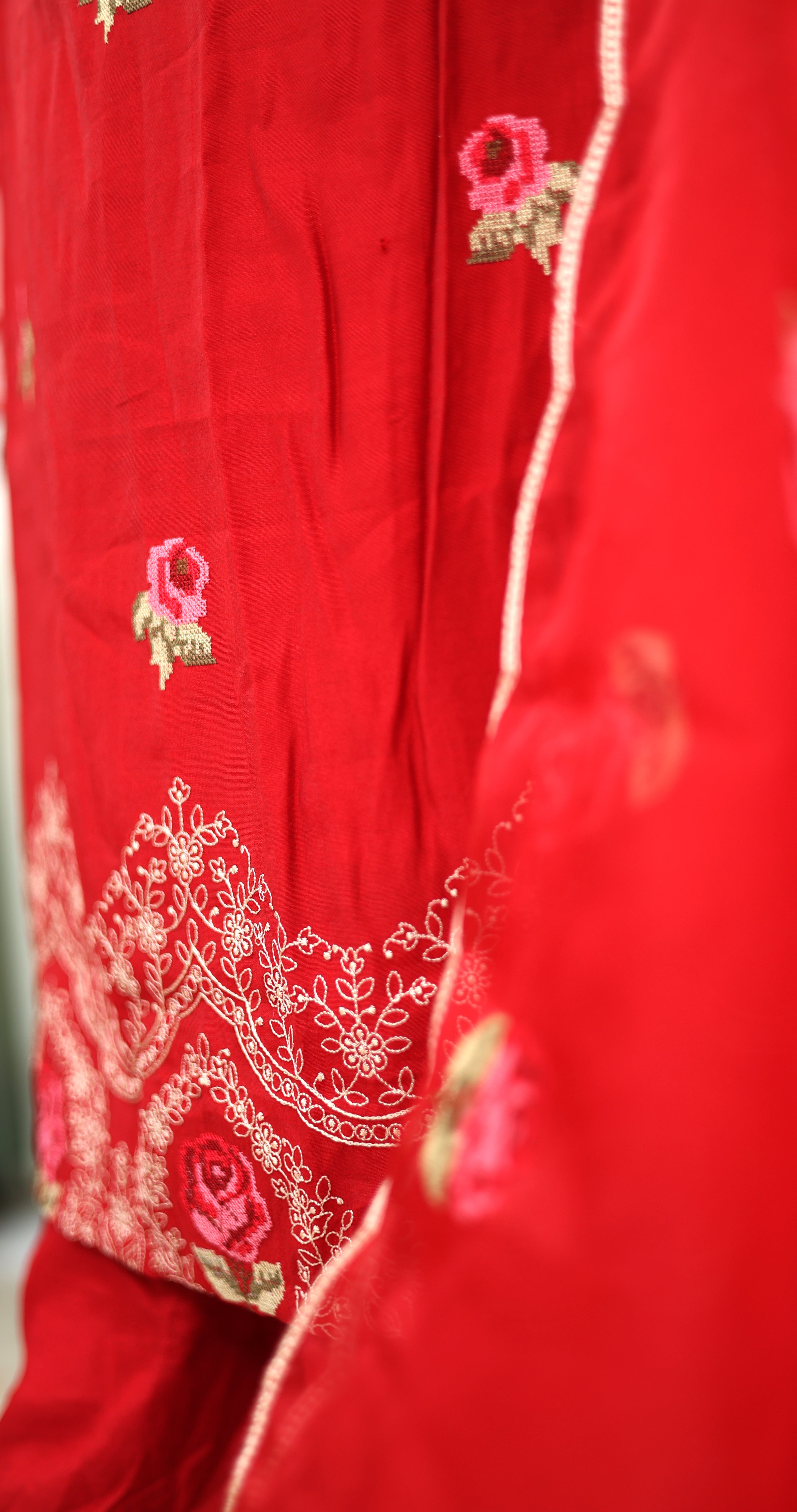 Red Rose Muslin Suit Set with Organza Dupatta