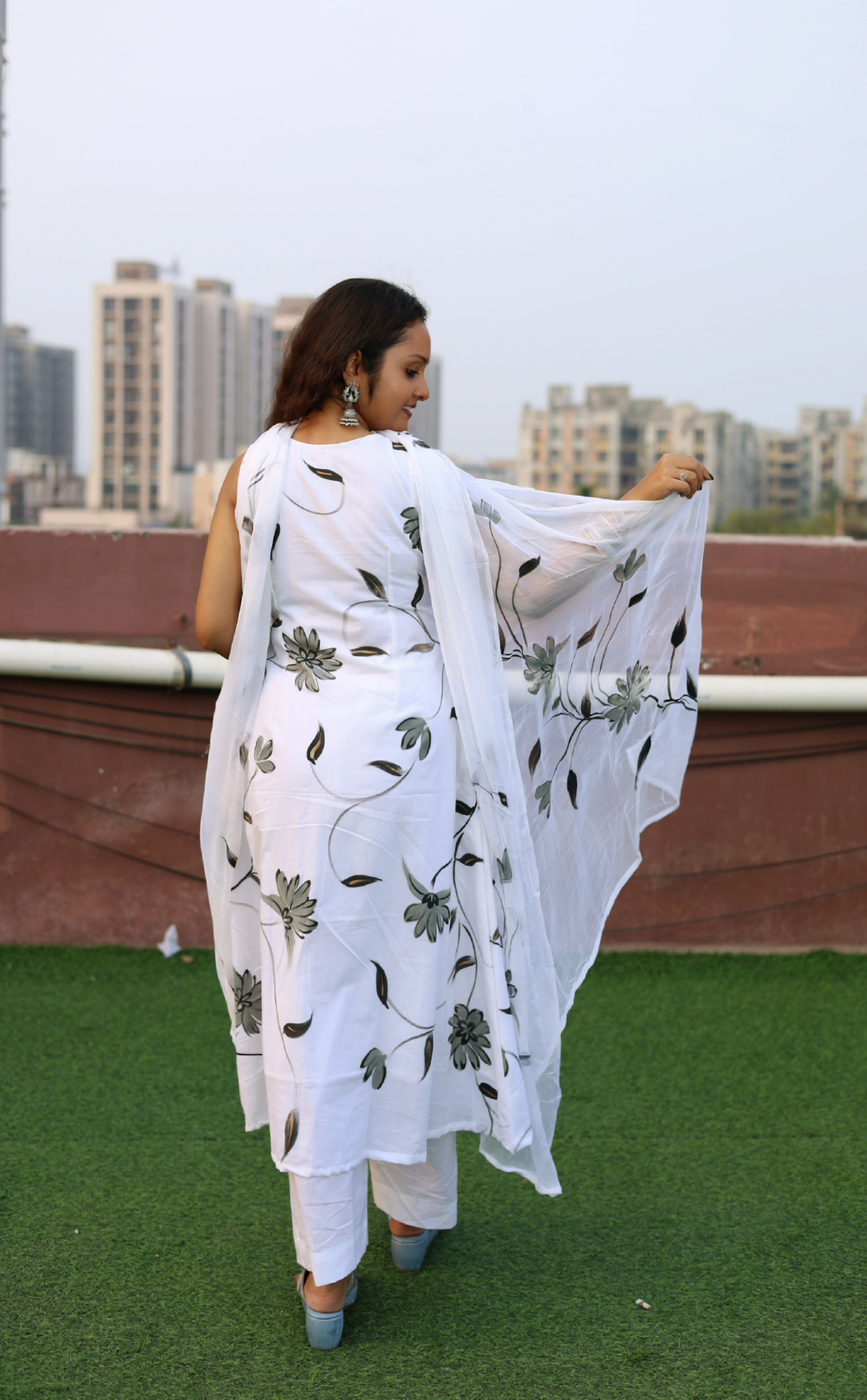 White Cotton Handpainted Suit Set with Chiffon Dupatta