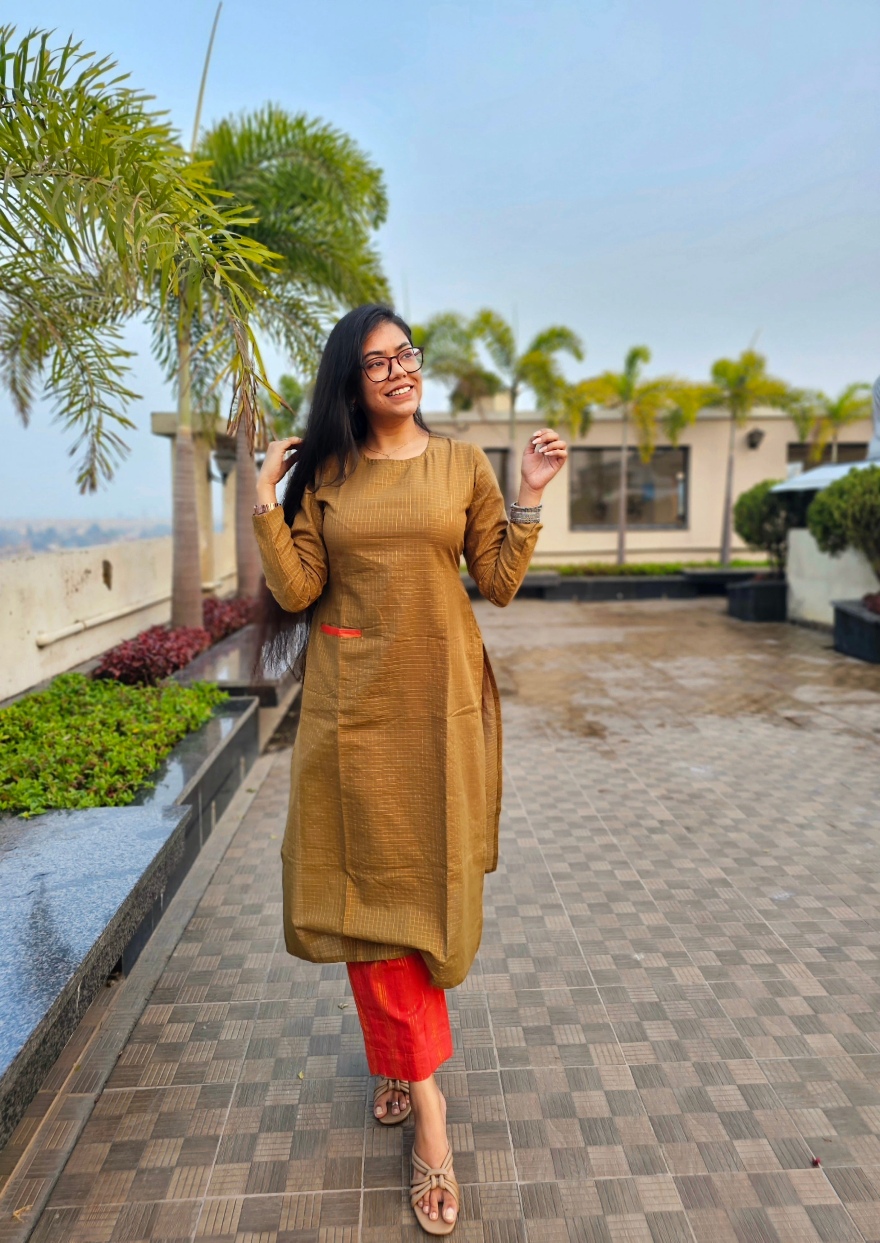 NAVYA - Mehendi Green, Rust Orange