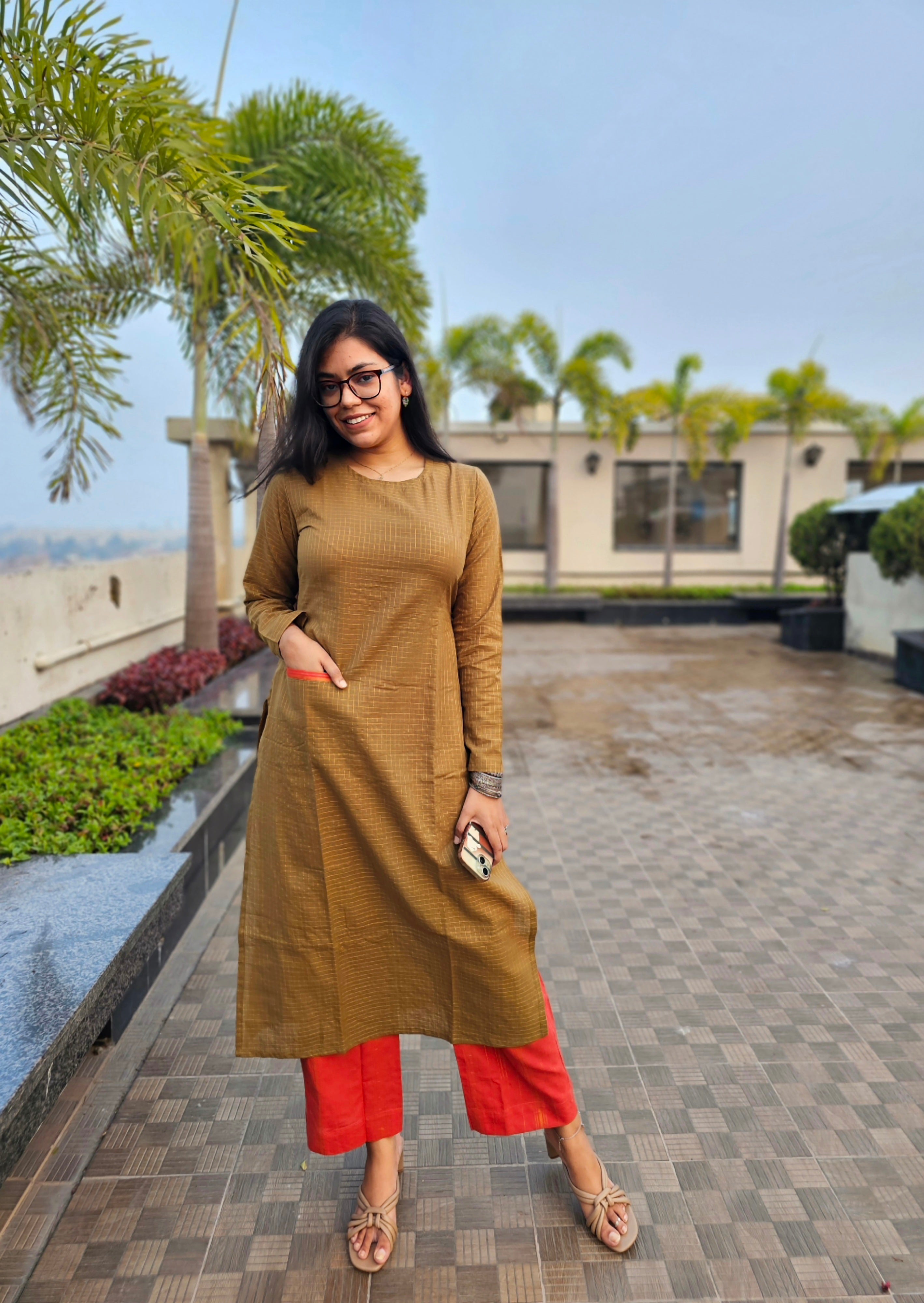 NAVYA - Mehendi Green, Rust Orange