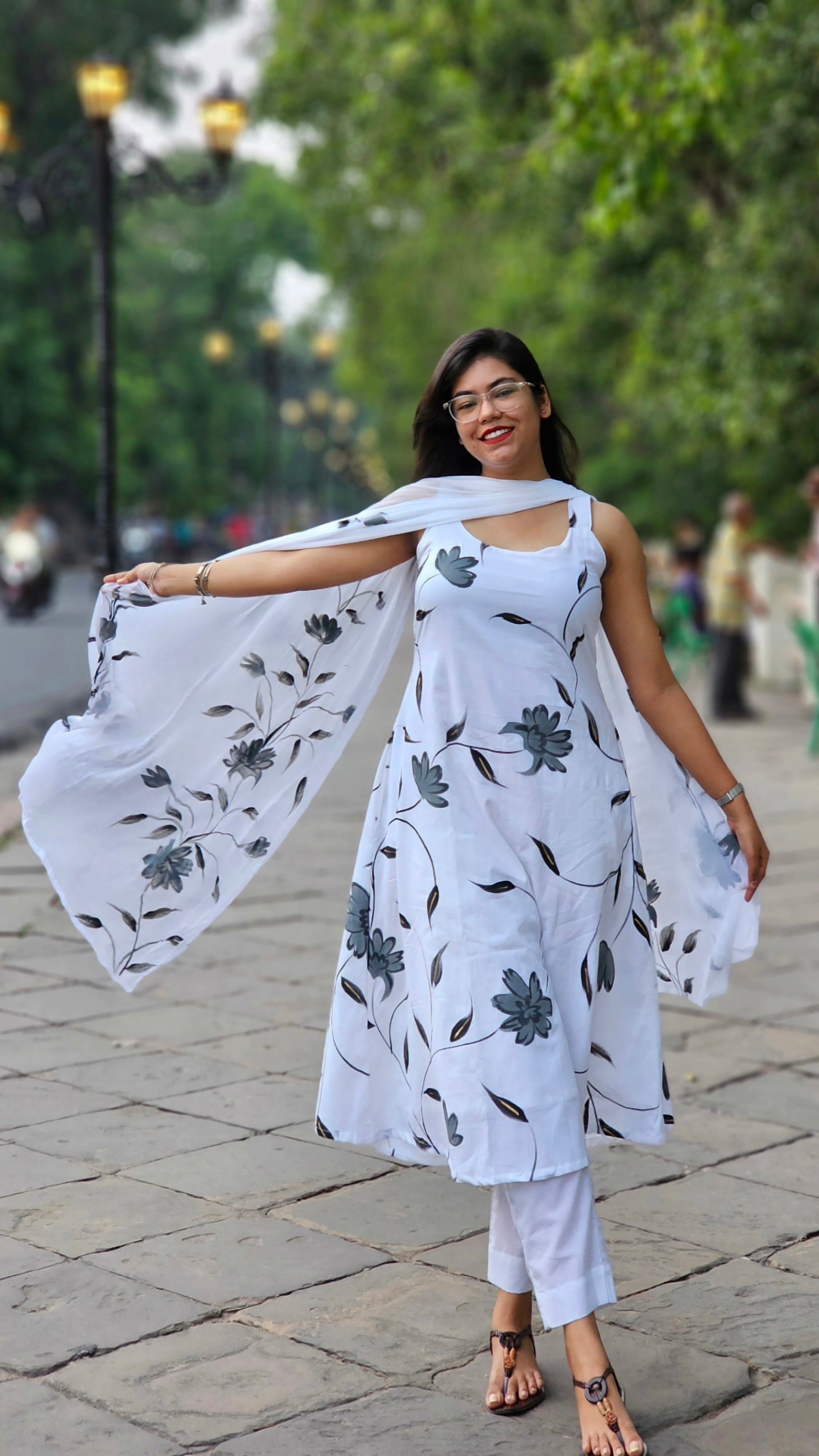 White Cotton Handpainted Suit Set with Chiffon Dupatta