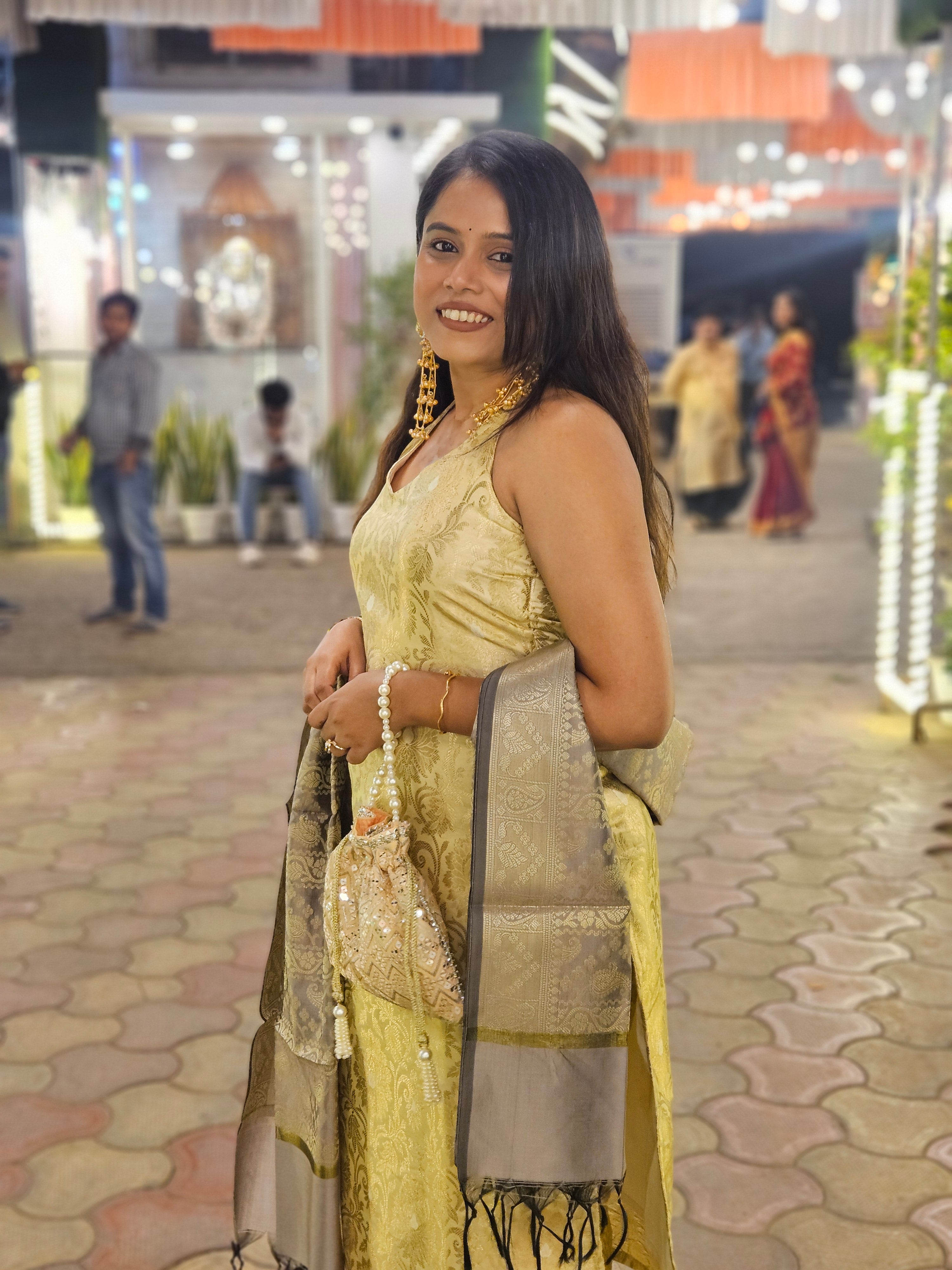 Noor- Kurta Pant Set