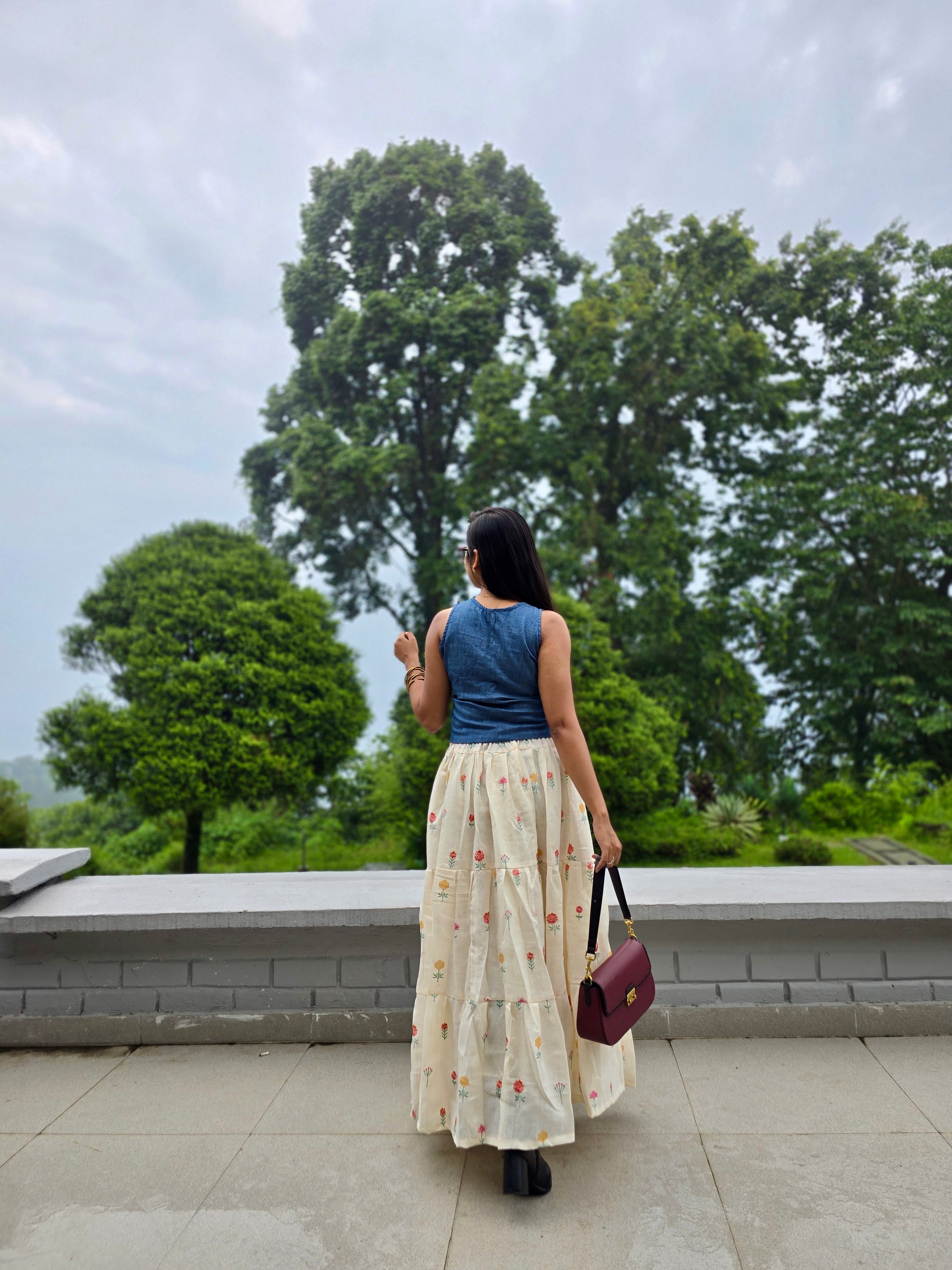 Dhuli Skirt (Embroidered linen skirt)