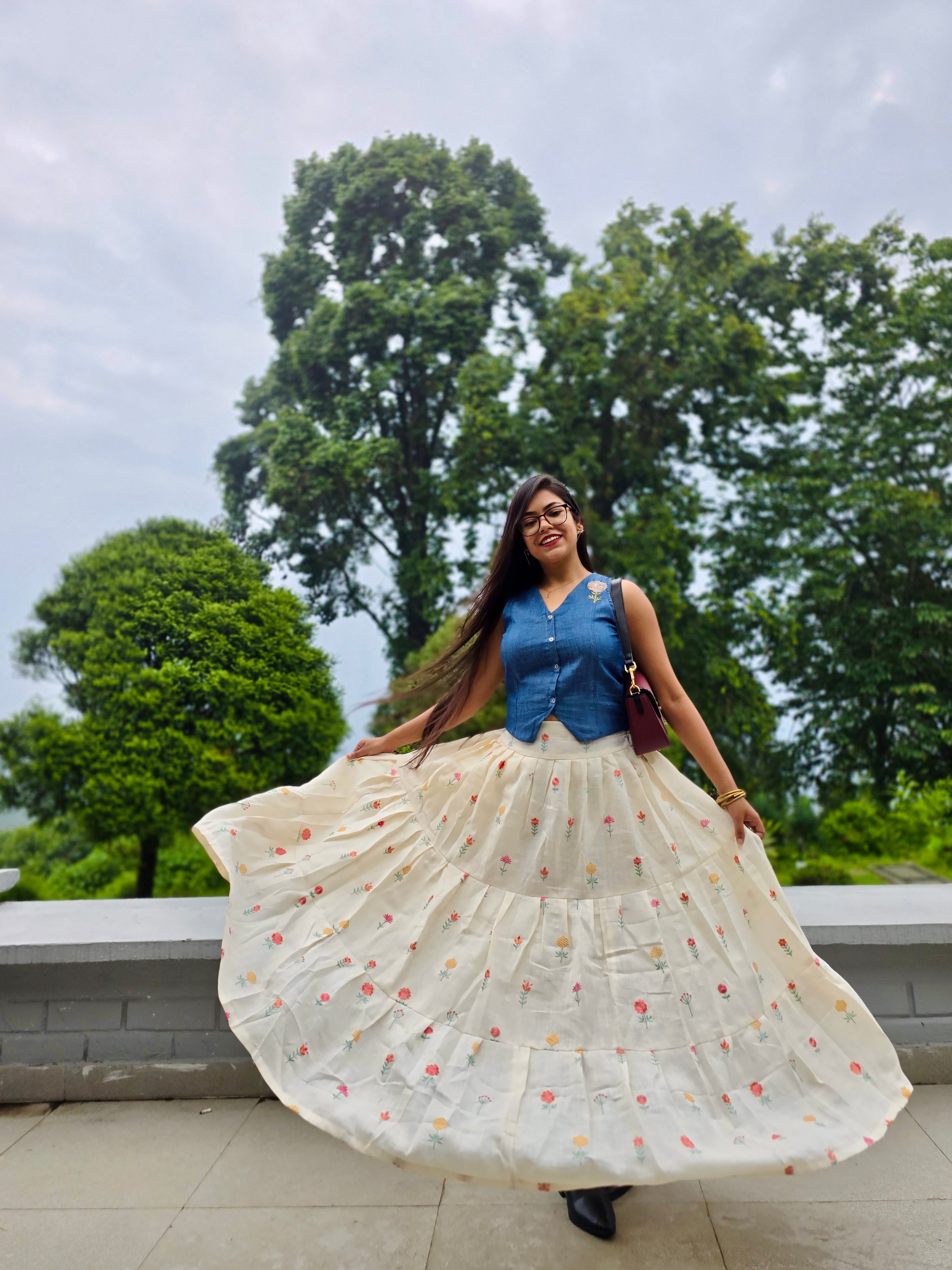 Dhuli Skirt (Embroidered linen skirt)