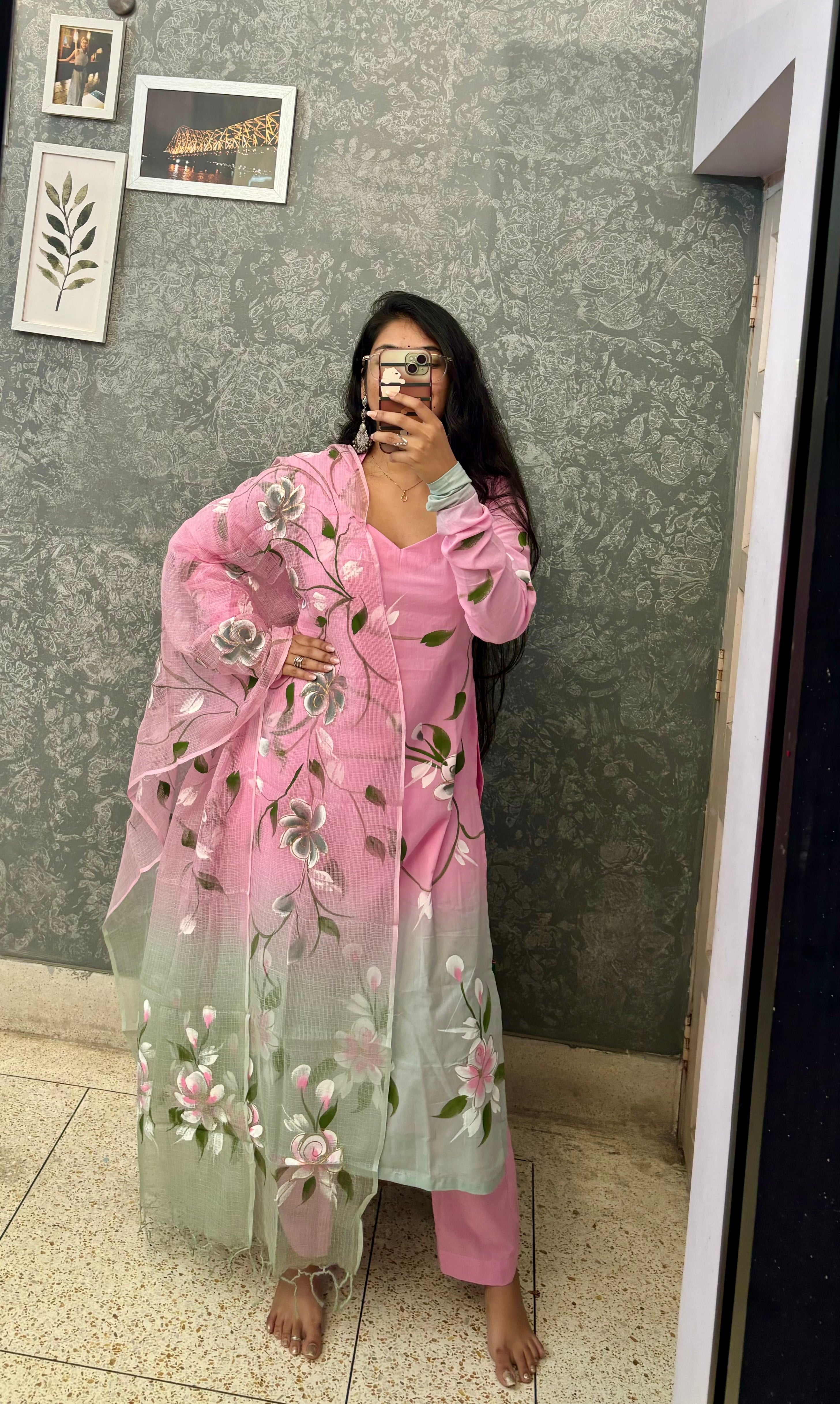 PALLAVI - PINK GREY COTTON OMBRÉ HANDPAINTED SUIT SET WITH KOTA DORIYA DUPATTA