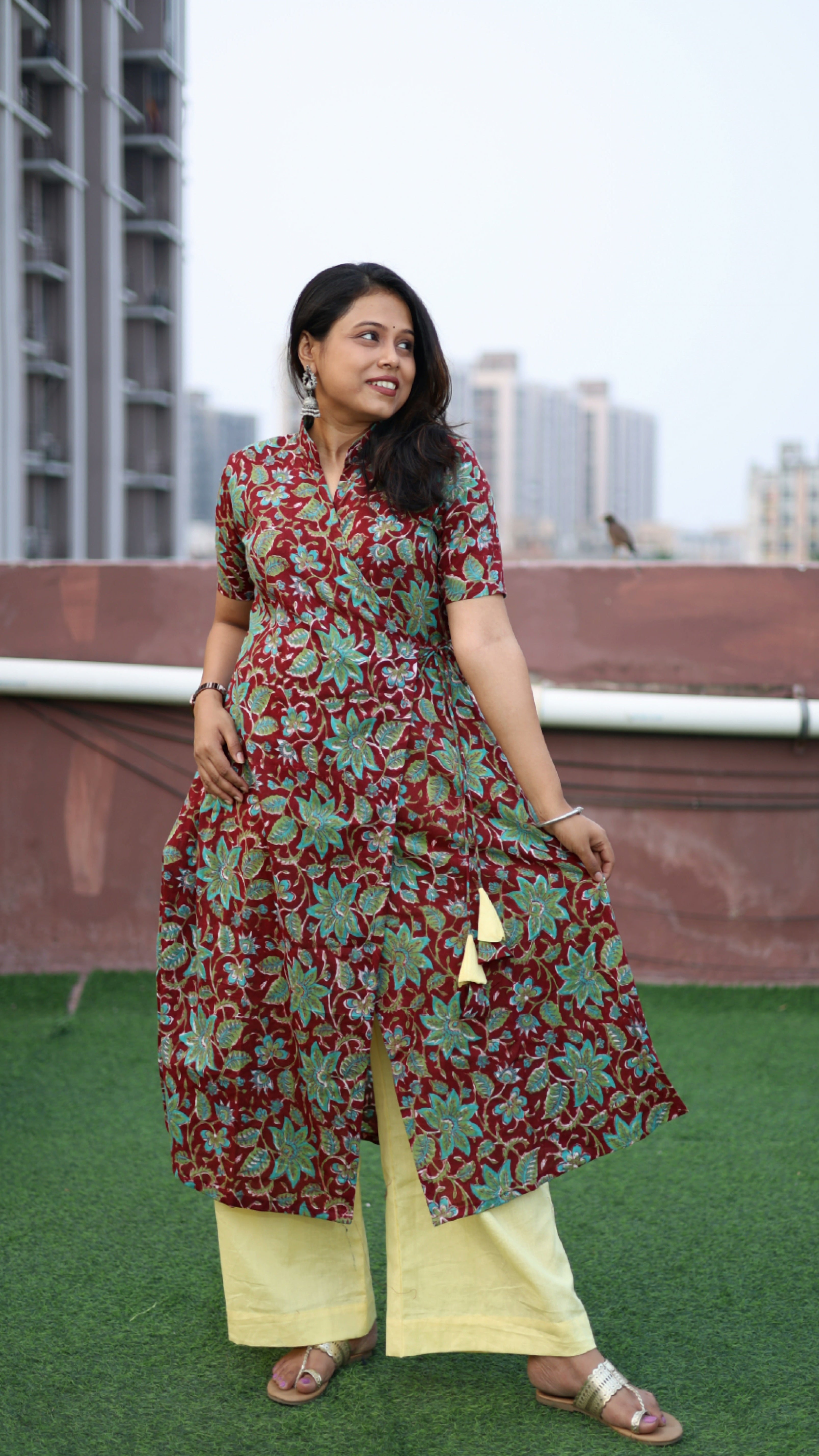 Sangeneri Kurta Pant Set