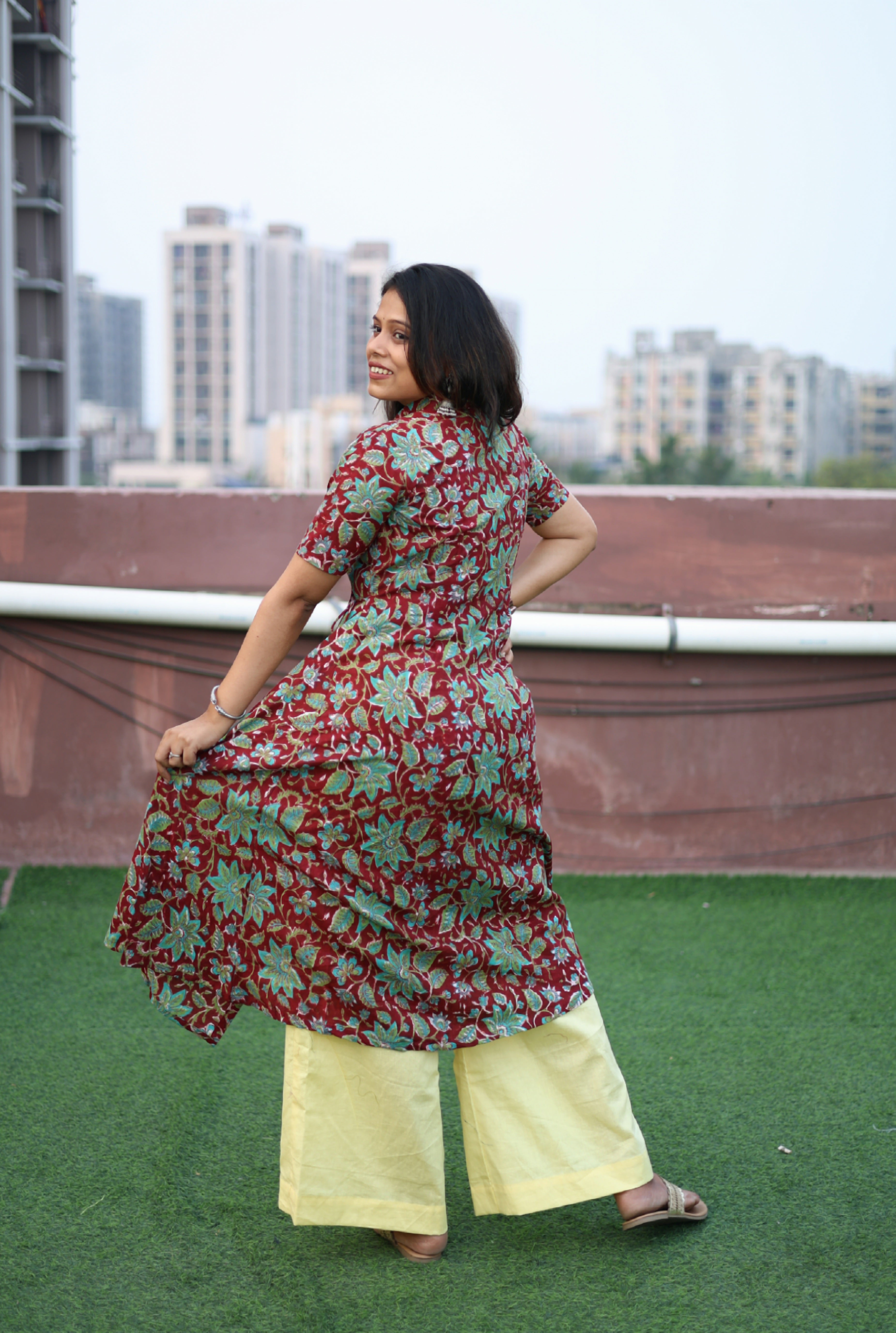 Sangeneri Kurta Pant Set