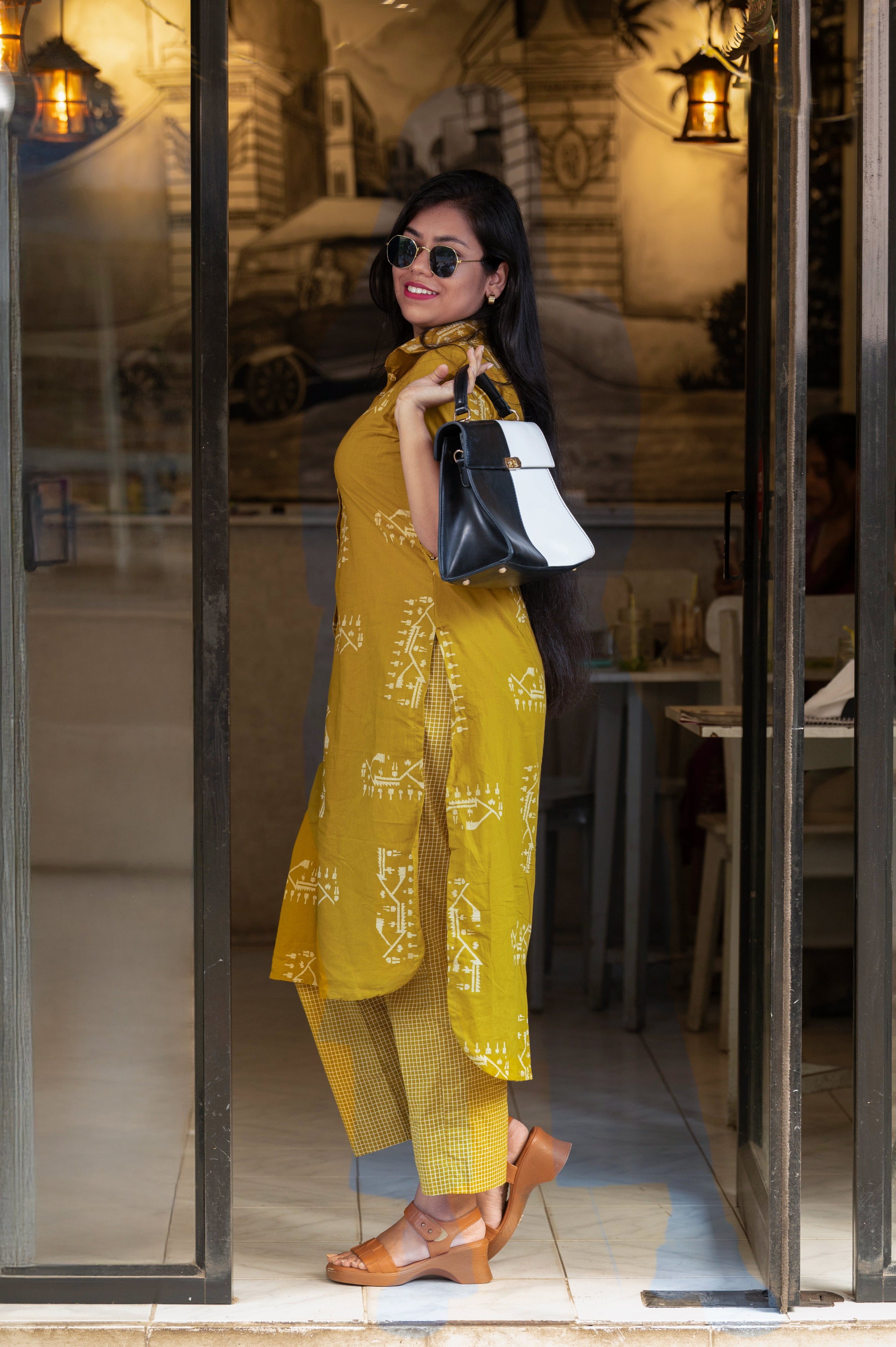 Mustard Yellow Nivaari Daftar-Fit