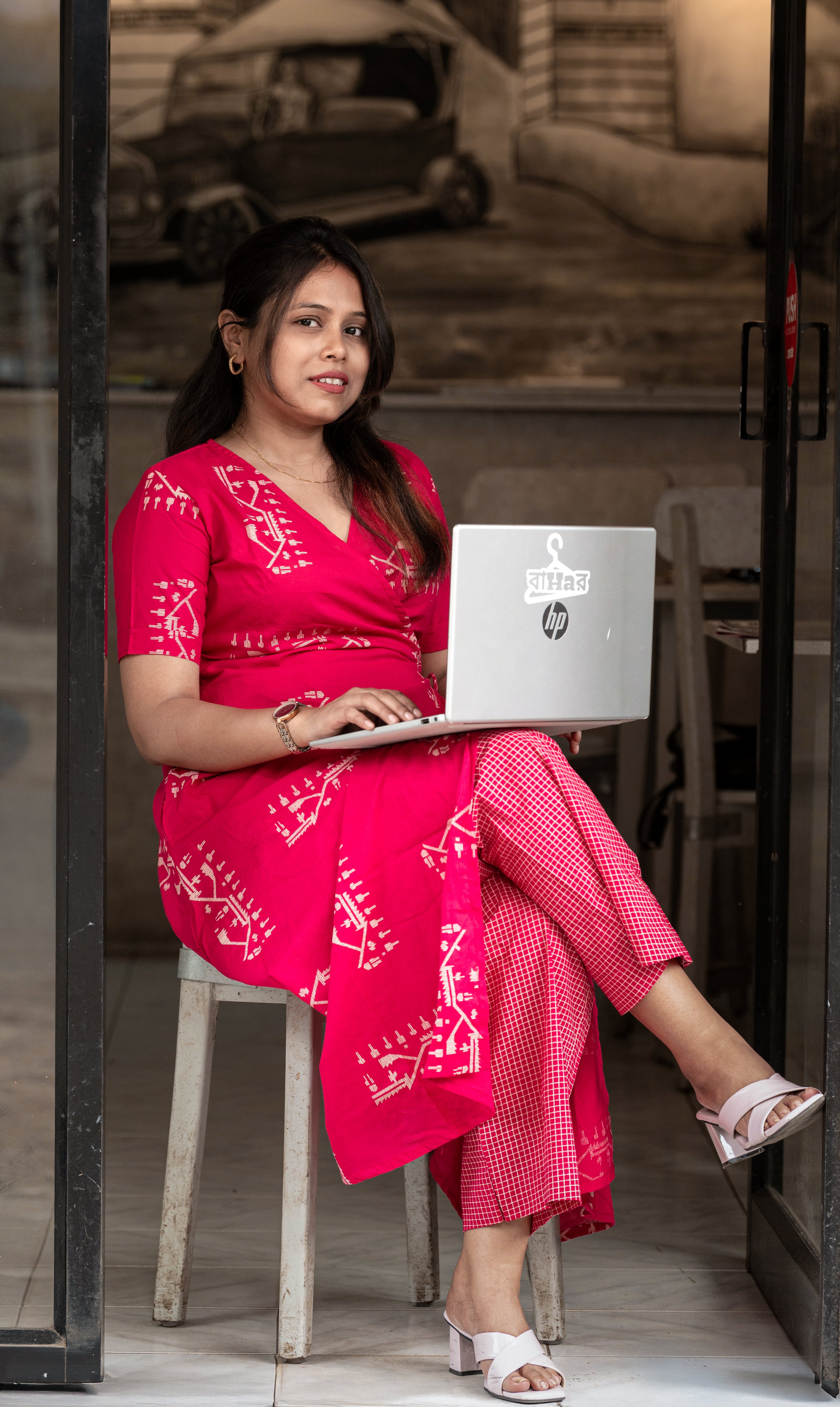Rose Pink Nivaari Daftar-Fit