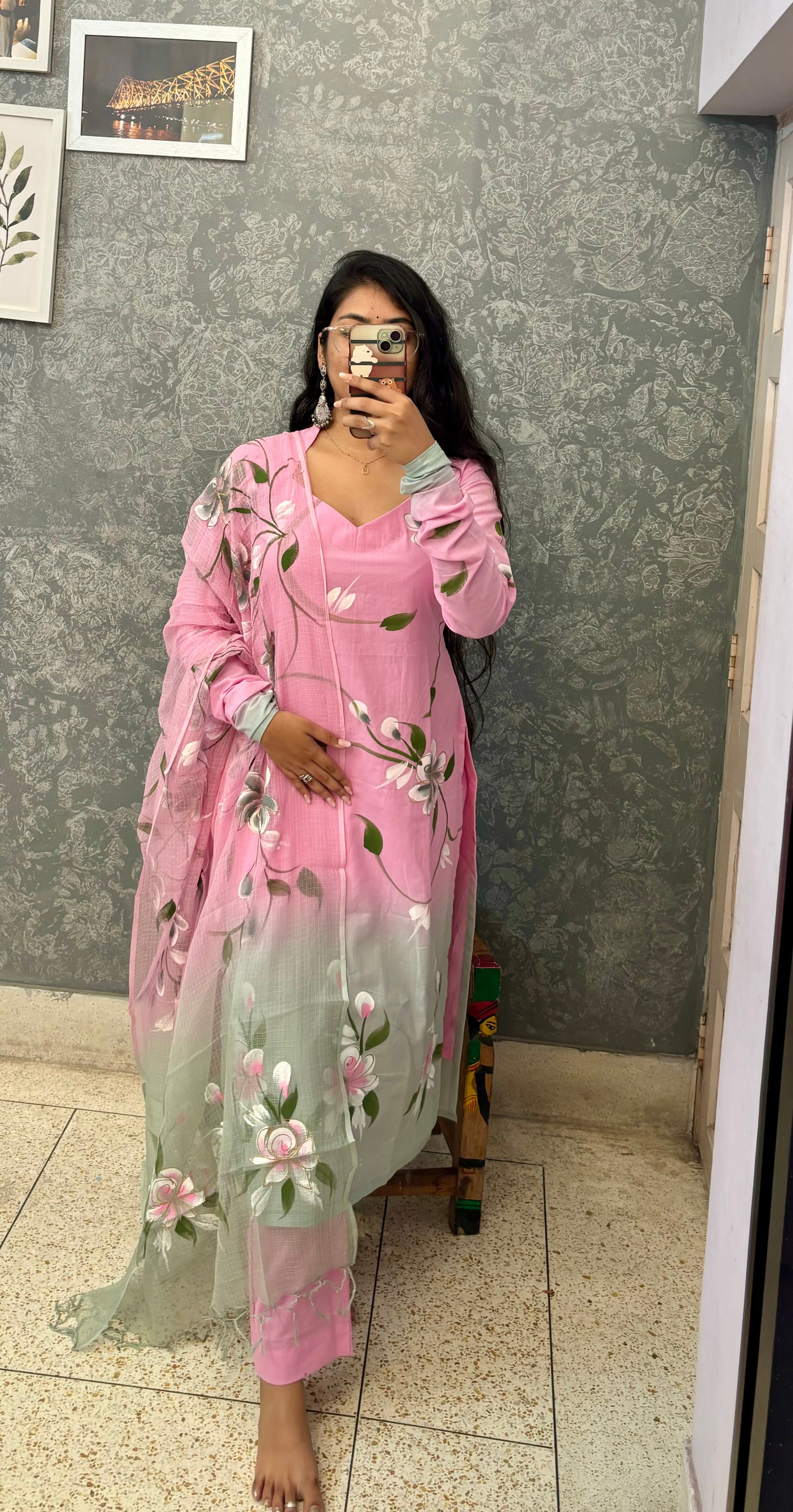 PALLAVI - PINK GREY COTTON OMBRÉ HANDPAINTED SUIT SET WITH KOTA DORIYA DUPATTA