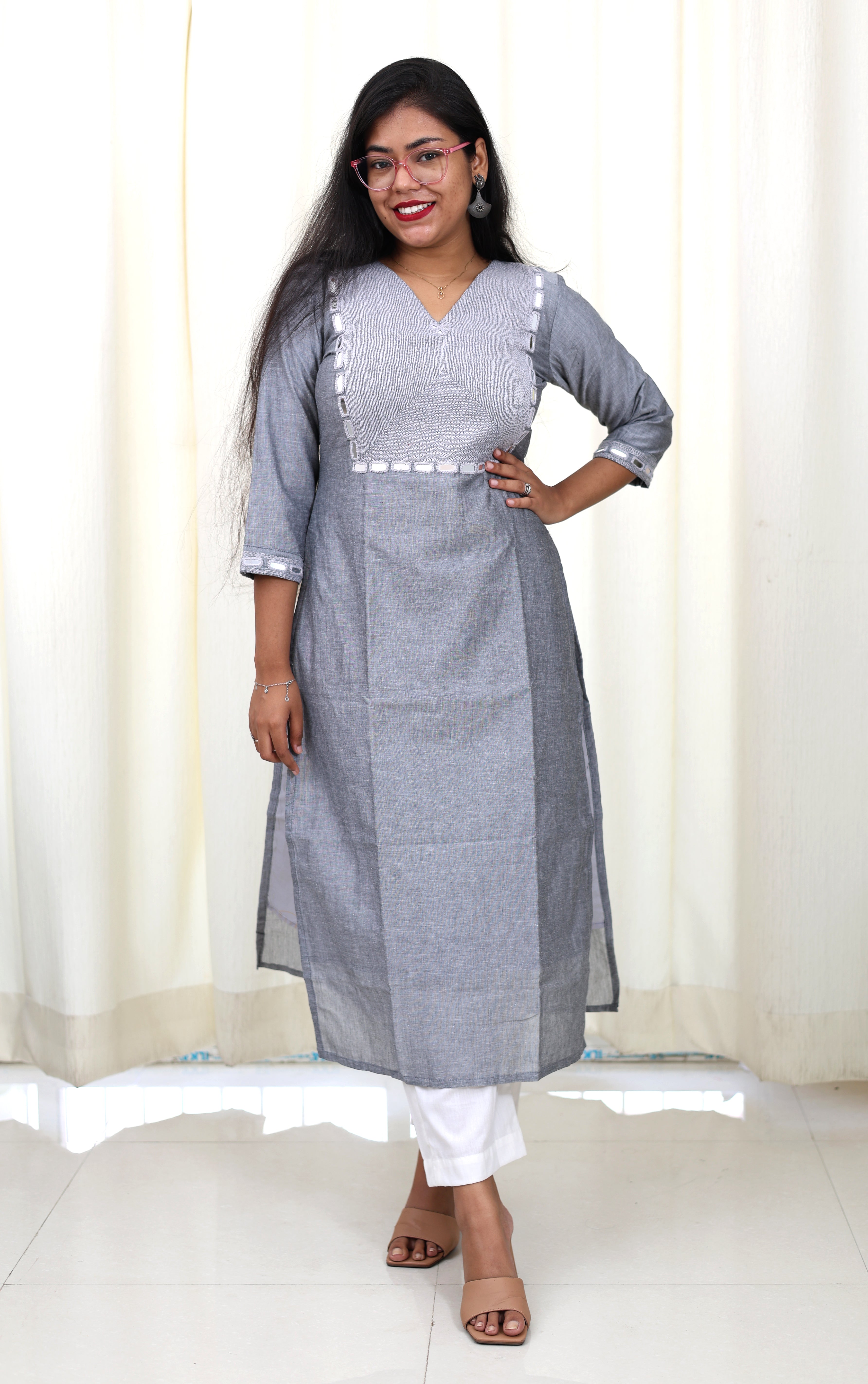 Niraa Handloom Kurta - Grey