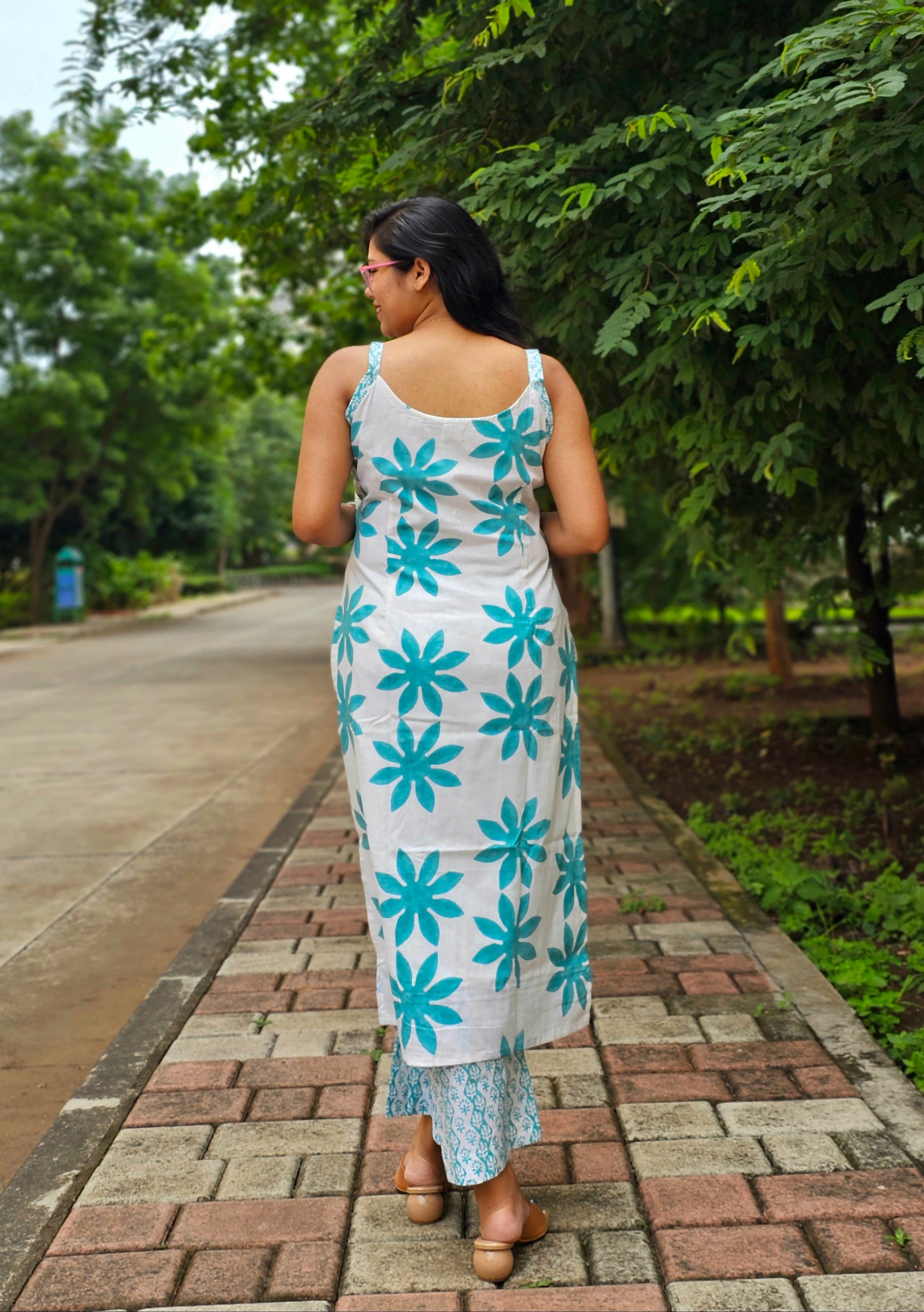 Wild Bloom White and Turquoise Kurta Pant Set