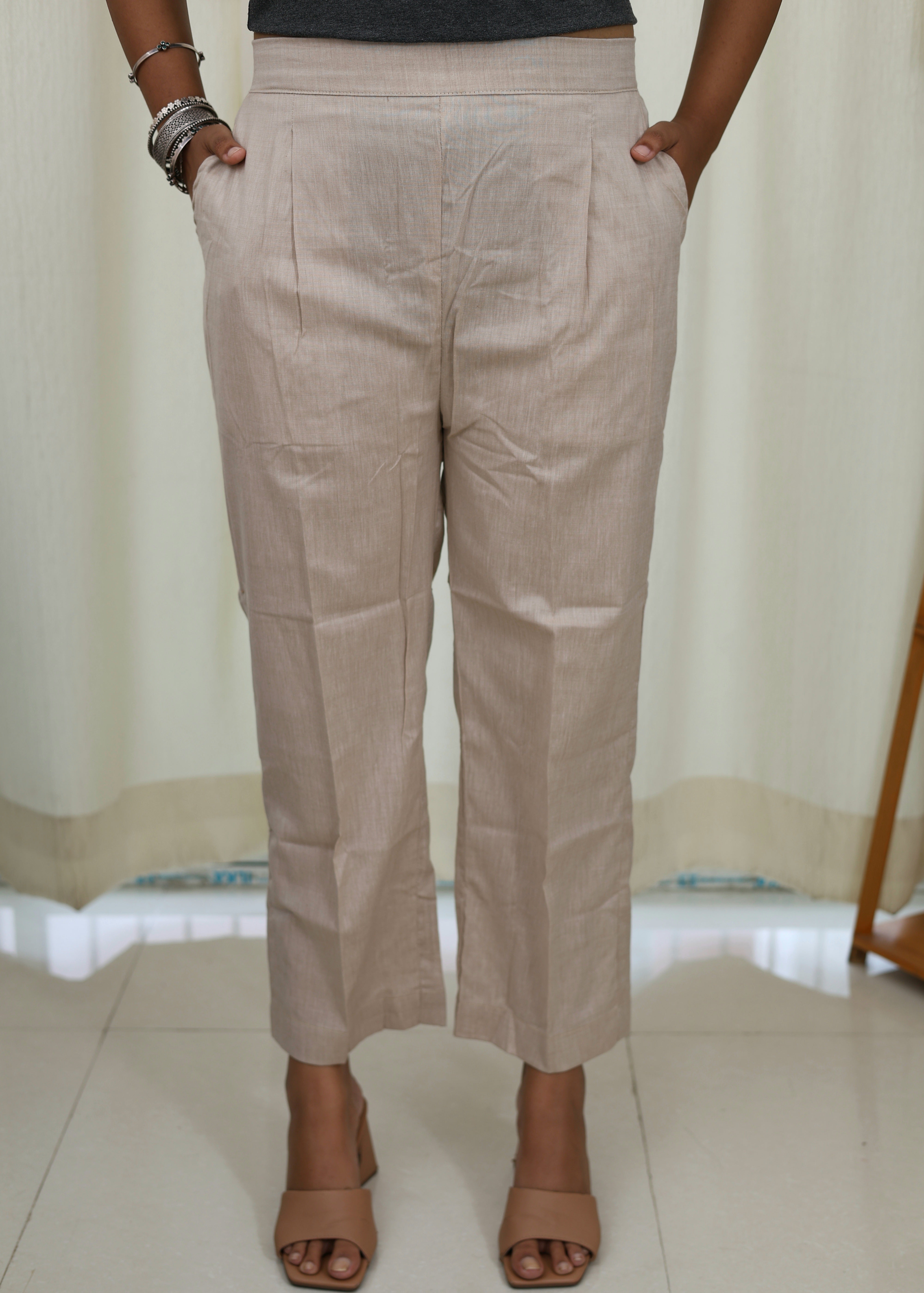 Versa Pant- Beige